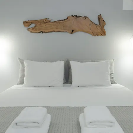 Mykonos Essence Adults Only 4* אורנוס