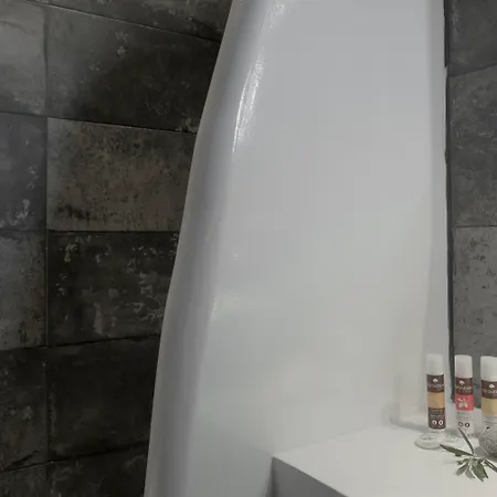 Mykonos Essence Adults Only אורנוס